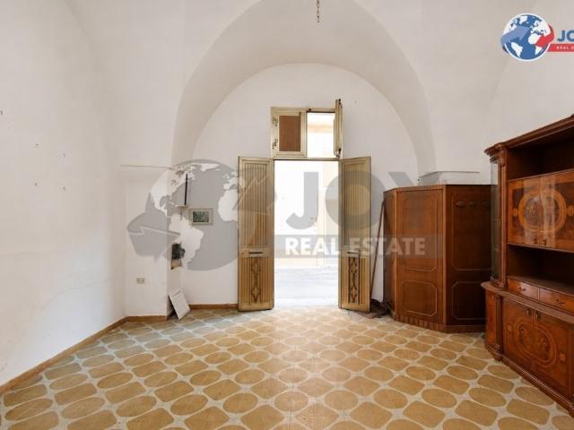 Vendesi casa indipendente a Galatone via Pisanelli, 14