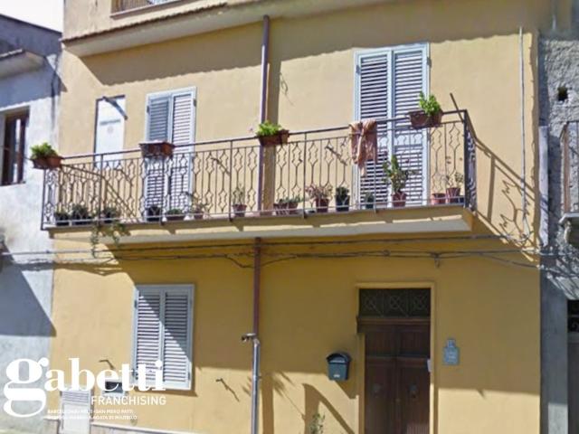 Vendesi casa indipendente a Gallo, Patti