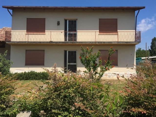 Vendesi casa indipendente a Galliera Veneta