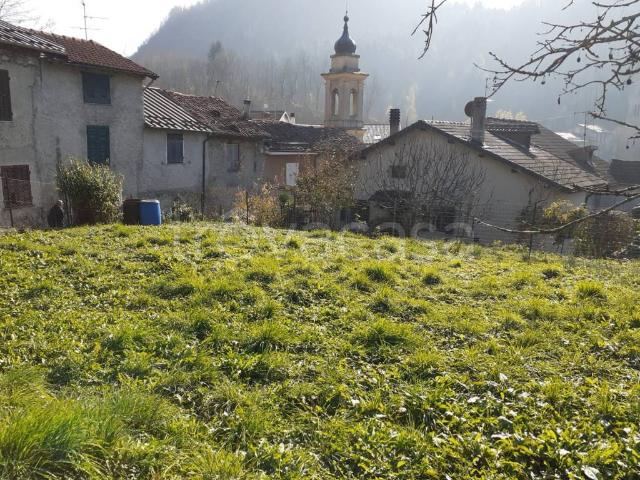 Vendesi casa indipendente a Garessio via al borghetto