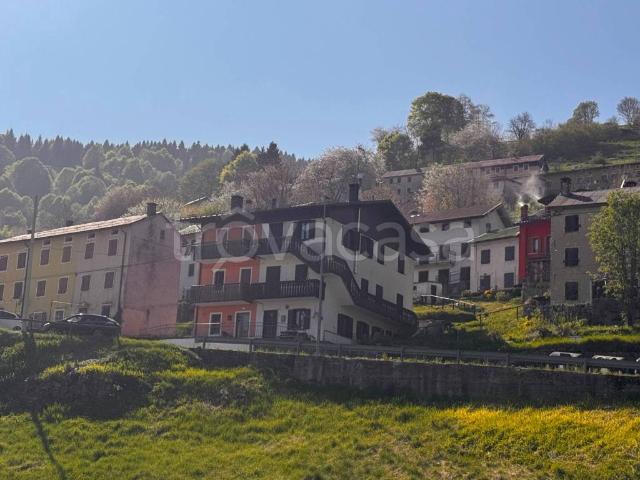 Vendesi casa indipendente a Gianesoni, Asiago