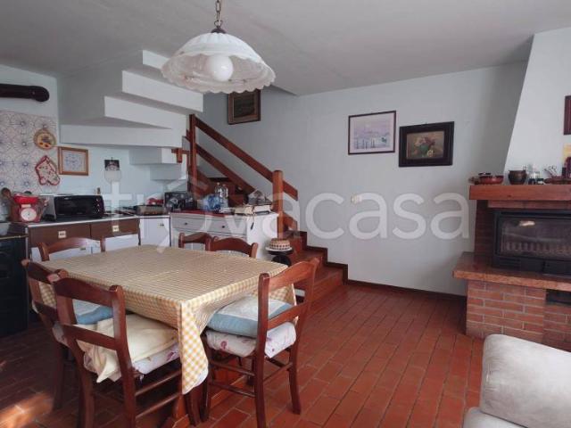Vendesi casa indipendente a Grezzana via Orsara di Lugo, 9/a