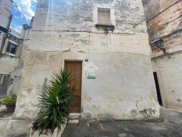 Vendesi casa indipendente a Grottaglie via Lupoli, 54