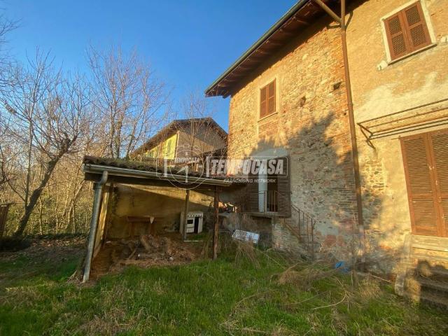 Vendesi casa indipendente a Gurone, Malnate