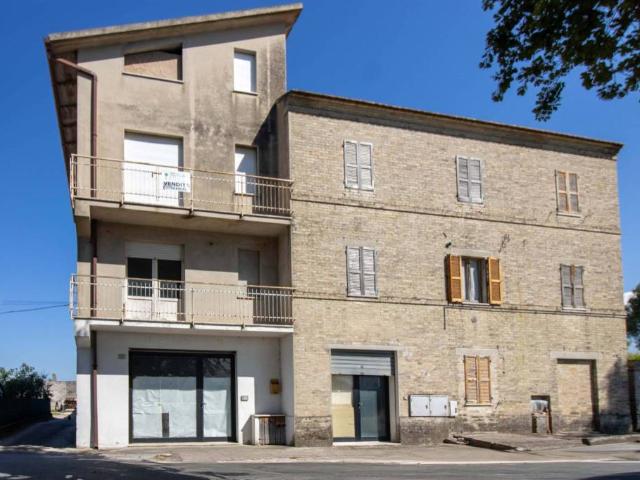 Vendesi casa indipendente a Fermo vicolo Torto, 15a