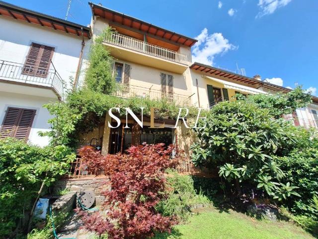 Vendesi casa indipendente a Firenze via Francesco Caracciolo, Cure