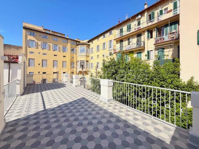 Vendesi casa indipendente a Firenze, San Marco SS Annunziata