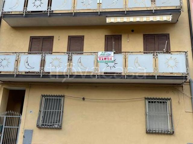 Vendesi casa indipendente a Lauropoli, Cassano all'Ionio