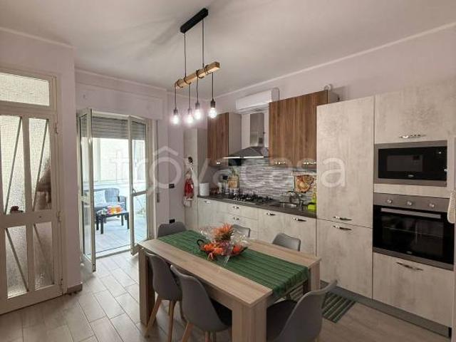 Vendesi casa indipendente a Lamezia Terme