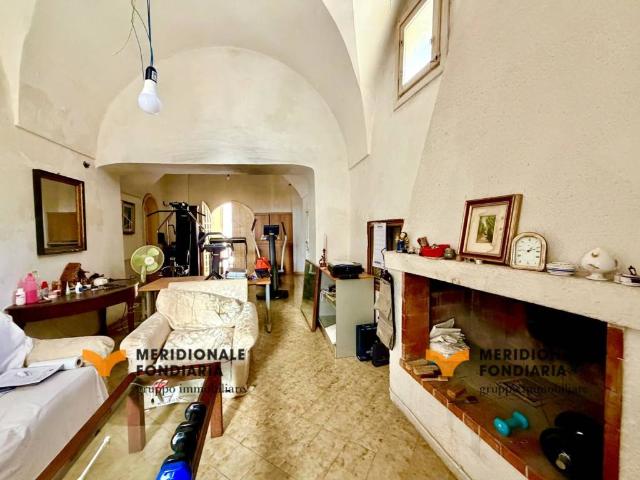 Vendesi casa indipendente a Lecce, Centro Storico