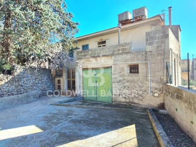Vendesi casa indipendente a Modica Alta, Modica