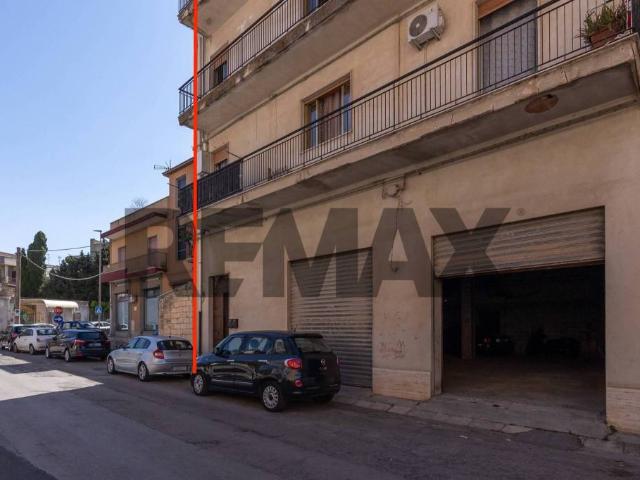 Vendesi casa indipendente a Modica Sorda, Modica