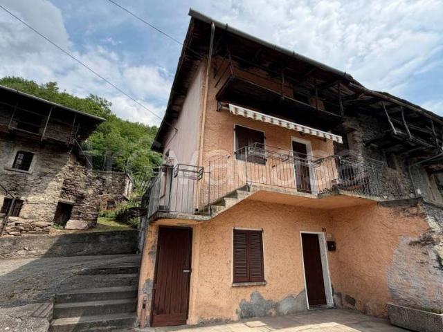 Vendesi casa indipendente a Montagna in Valtellina