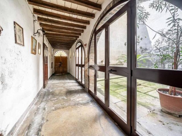Vendesi casa indipendente a Montecchio Emilia via Alberigo da Barbiano