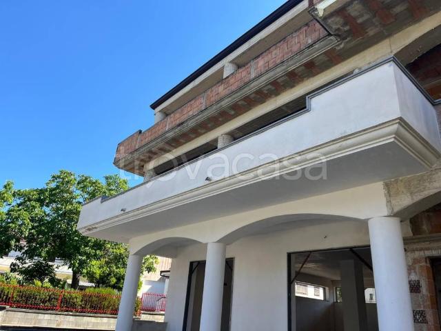 Vendesi casa indipendente a Maddaloni via degli Spallieri, Montedecoro