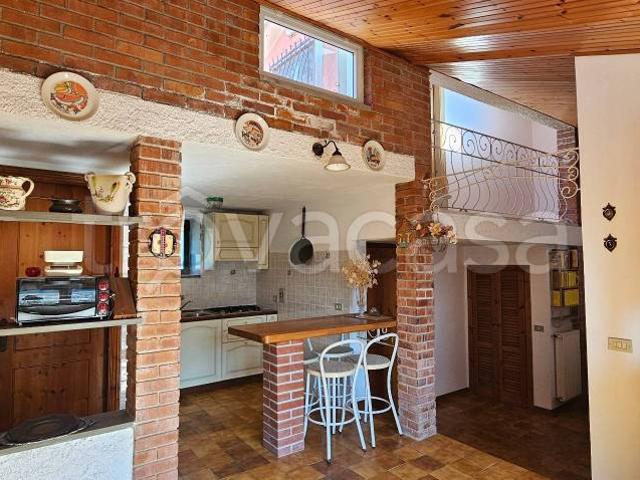 Vendesi casa indipendente a Masso, Castiglione Chiavarese
