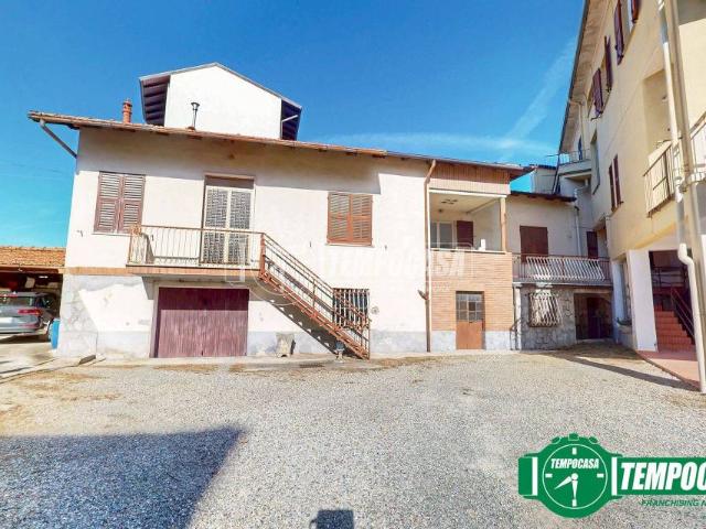 Vendesi casa indipendente a Novi Ligure via Giuseppe Verdi 73
