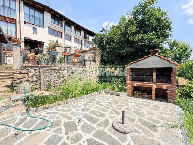 Vendesi casa indipendente a Netro via di Sotto