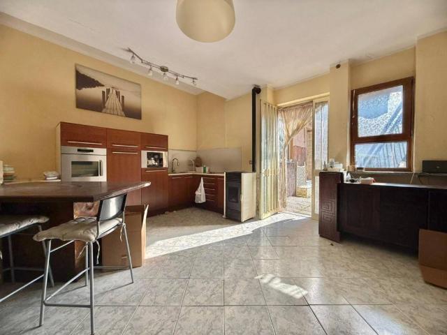 Vendesi casa indipendente a San Carlo Canavese, Sedime