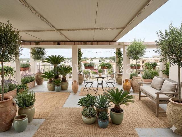 Vendesi casa indipendente a Sannicola