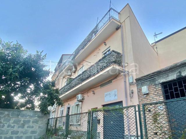 Vendesi casa indipendente a Santa Teresa di Riva via Alessandro Manzoni