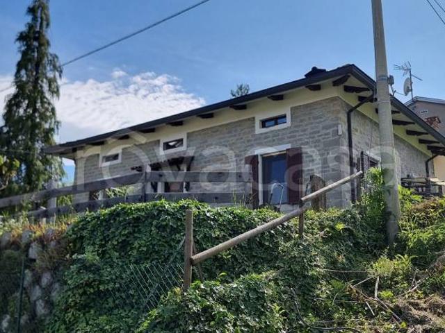 Vendesi casa indipendente a Scurano, Neviano degli Arduini
