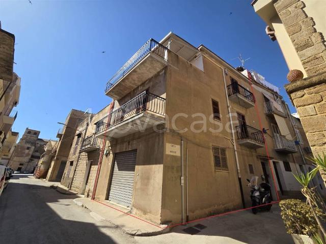 Vendesi casa indipendente a Sciacca via Ciaccio, 36