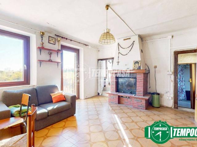 Vendesi casa indipendente a Pomaro Monferrato via Carlo Giorcelli