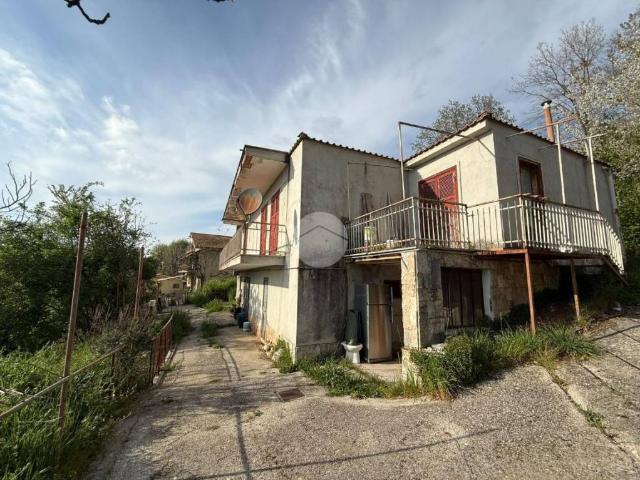Vendesi casa indipendente a Palestrina via Ciciliano, 2