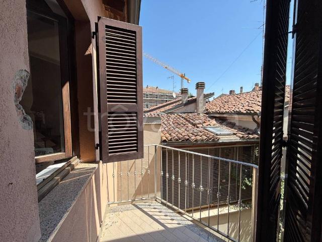 Vendesi casa indipendente a Piacenza via del Castello, Via Taverna Ospedale
