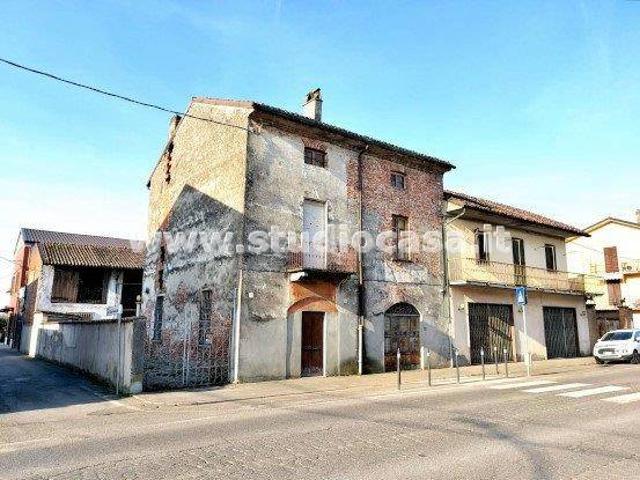 Vendesi casa indipendente a Pieve d'Olmi