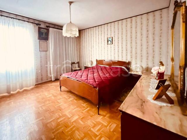 Vendesi casa indipendente a Pieve Tesino via 20 Settembre
