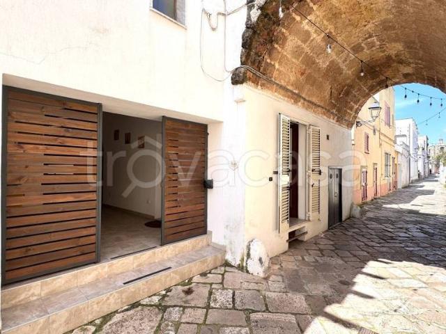 Vendesi casa indipendente a Presicce Acquarica via Giacomo Matteotti, 84