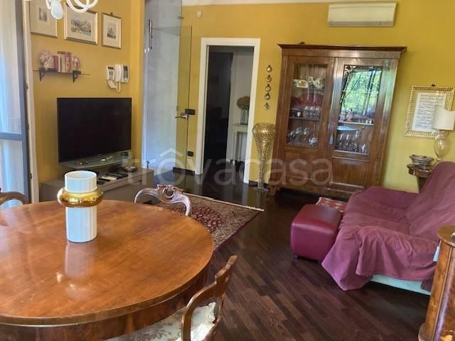 Vendesi casa indipendente a Reggio nell'Emilia, Gardenia