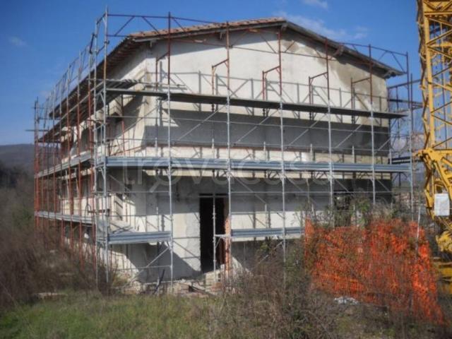 Vendesi casa indipendente a Rignano sull'Arno via 1 Maggio, 1, Rosano