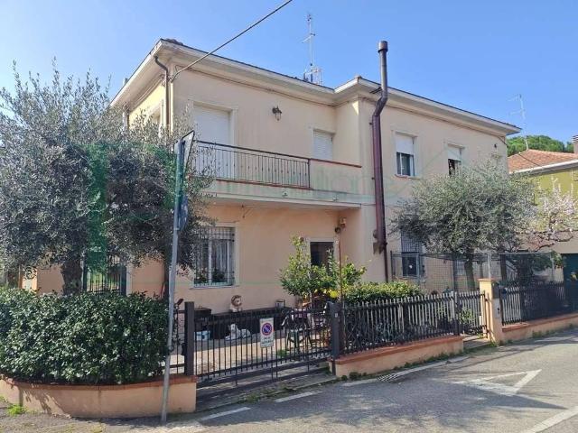 Vendesi casa indipendente a Rimini via Corrado Ricci, 2, Lagomaggio