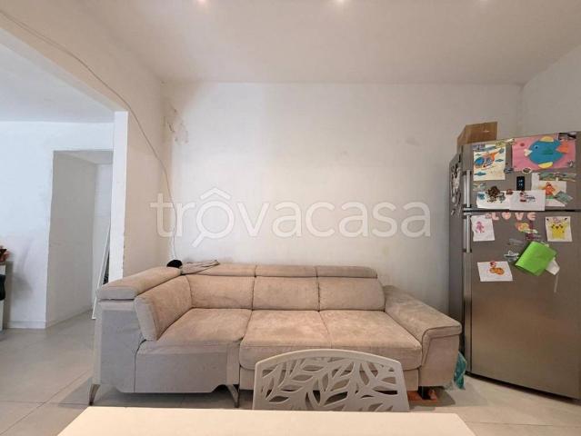 Vendesi casa indipendente a Triggiano via Gaetano Donizetti