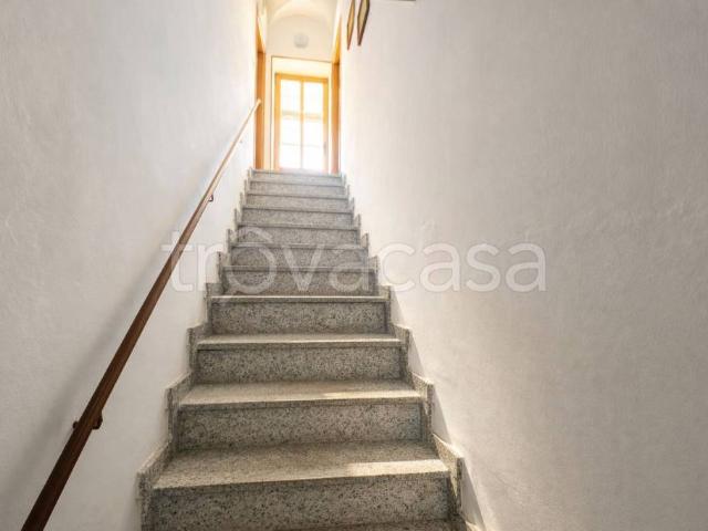 Vendesi casa indipendente a Trino via Duca d'Aosta, 29