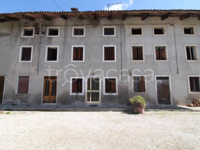Vendesi casa indipendente a Trissino via Massignani
