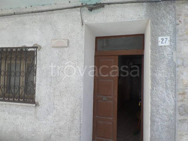 Vendesi casa indipendente a Tufillo corso Italia, 27