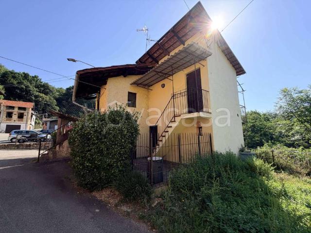 Vendesi casa indipendente a Valdilana