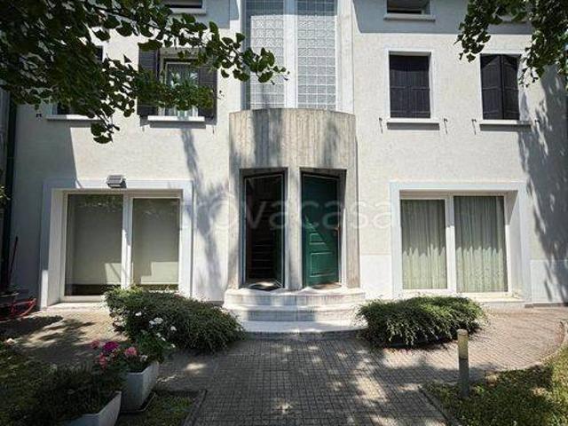Vendesi casa indipendente a Venezia via Molino Ronchin, Zelarino