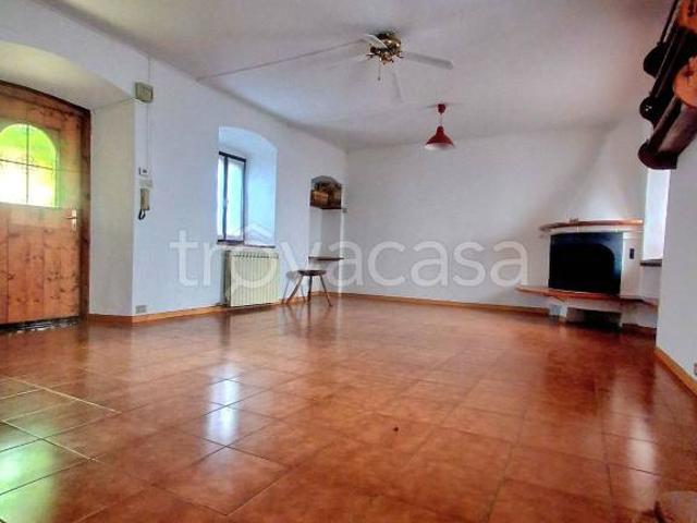 Vendesi casa indipendente a Vercurago via San Gerolamo