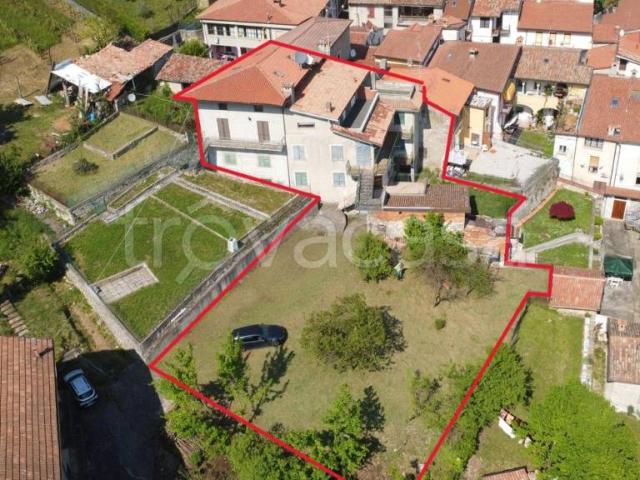 Vendesi casa indipendente a Villongo via degli Alpini