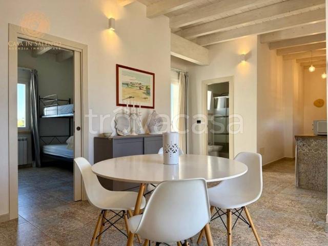 Vendesi casa indipendente ad Alessano