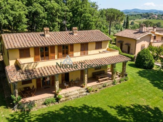 Vendesi casa indipendente ad Antria, Arezzo