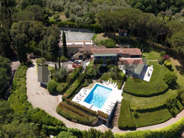 Vendesi casa indipendente ad Arezzo, Agazzi