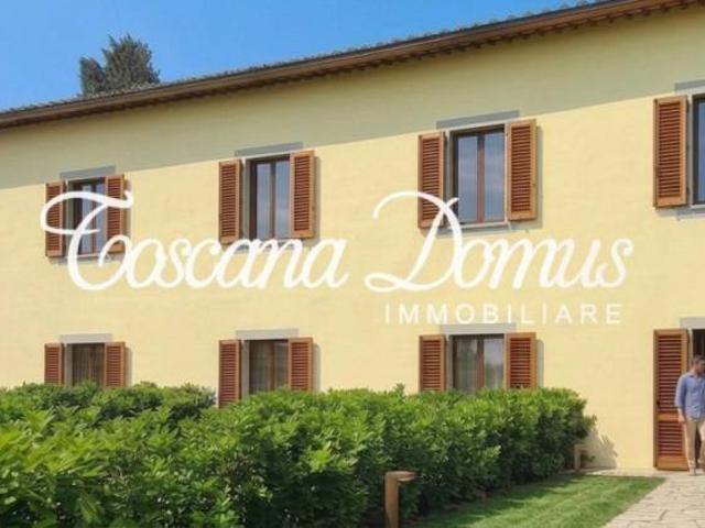 Vendesi casa indipendente ad Asciano