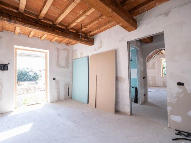 Vendesi casa semindipendente a Signa via San Lorenzo