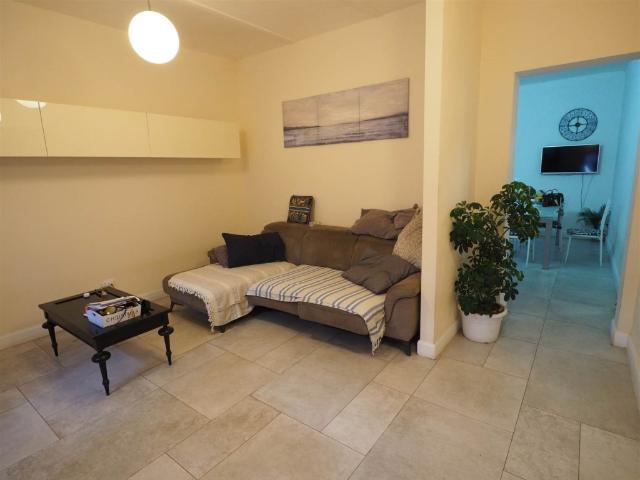 Vendesi casa semindipendente ad Agliana